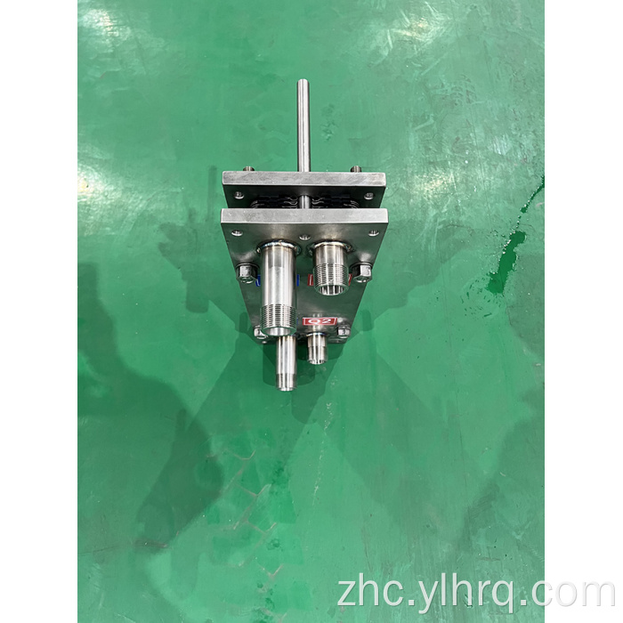 液体到空气热交换器